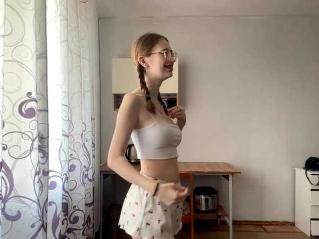 VelvetCash live cam on BongaCams