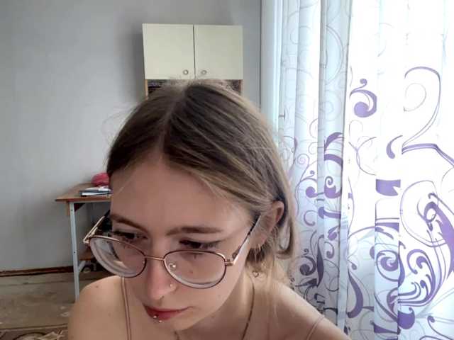 VelvetCash live cam on BongaCams