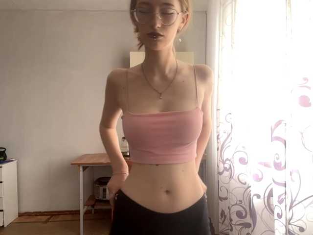 VelvetCash live cam on BongaCams