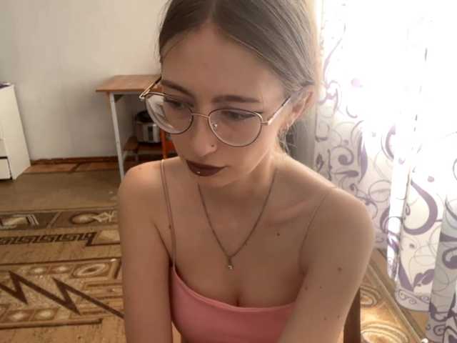 VelvetCash live cam on BongaCams