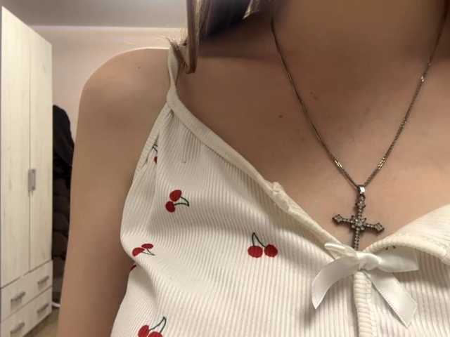 VelvetCash live cam on BongaCams