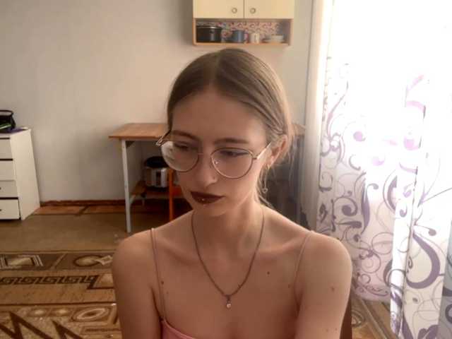 VelvetCash live cam on BongaCams