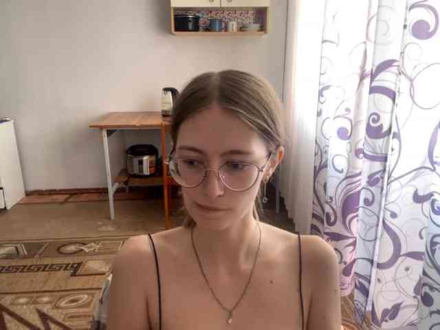 Model: VelvetCash