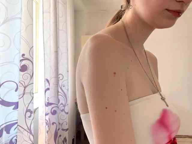 VelvetCash webcam