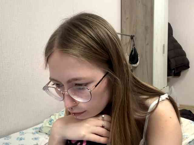 VelvetCash webcam