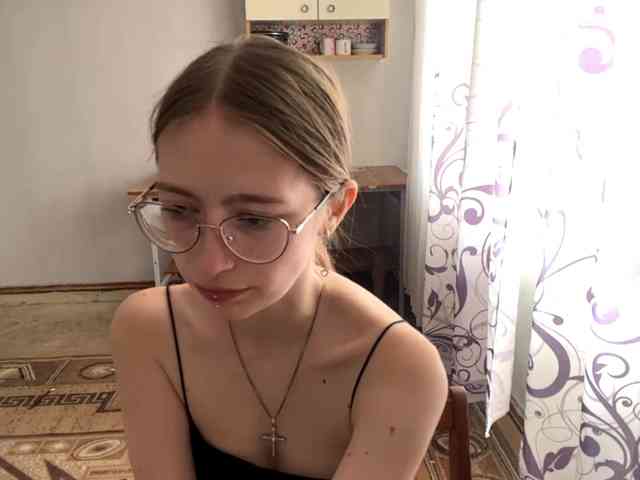 Model: VelvetCash