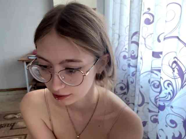 Model: VelvetCash
