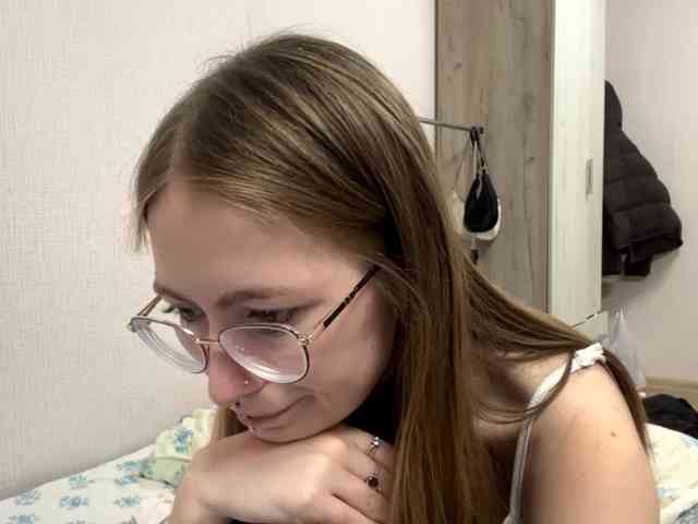 VelvetCash webcam