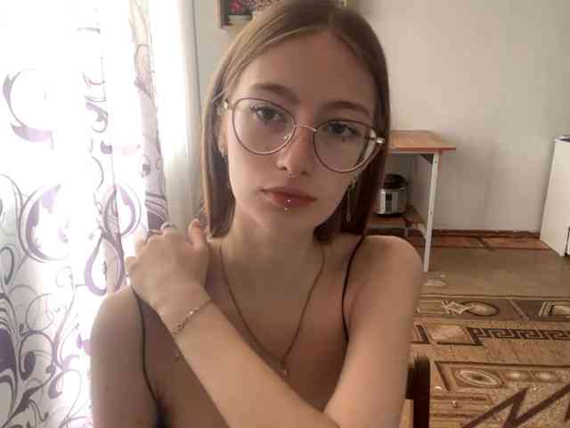 Model: VelvetCash