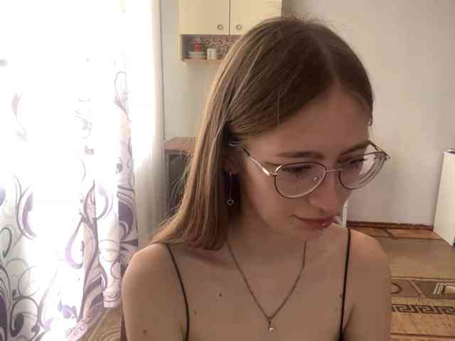 Model: VelvetCash