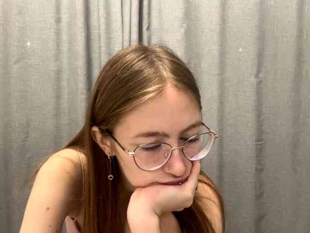 VelvetCash - Girl 