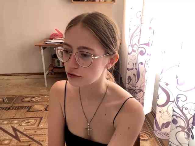 VelvetCash webcam