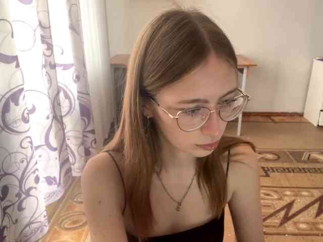 VelvetCash webcam