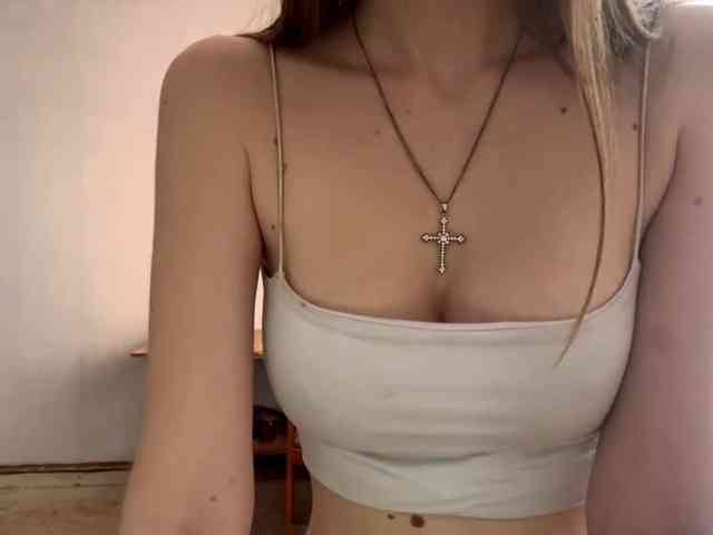 VelvetCash webcam