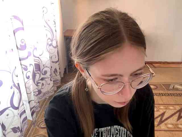 VelvetCash webcam