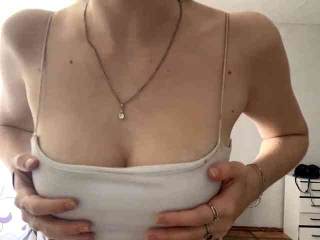 VelvetCash webcam