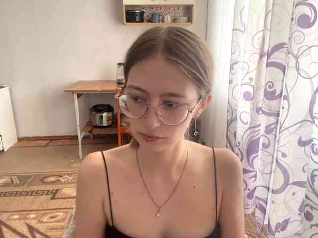VelvetCash webcam