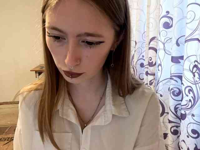 Model: VelvetCash