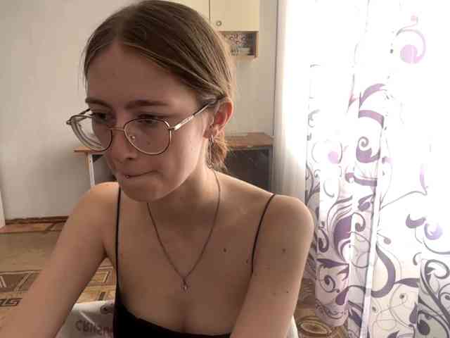 VelvetCash webcam