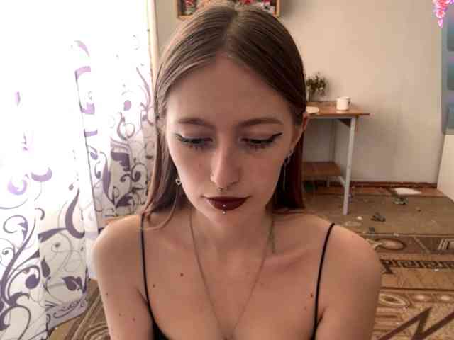 VelvetCash webcam