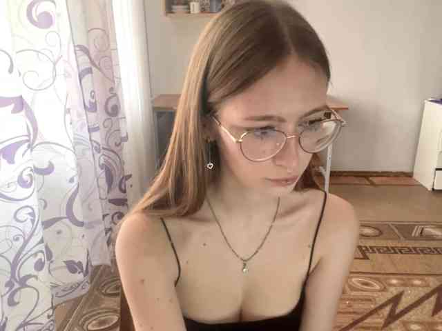 VelvetCash webcam