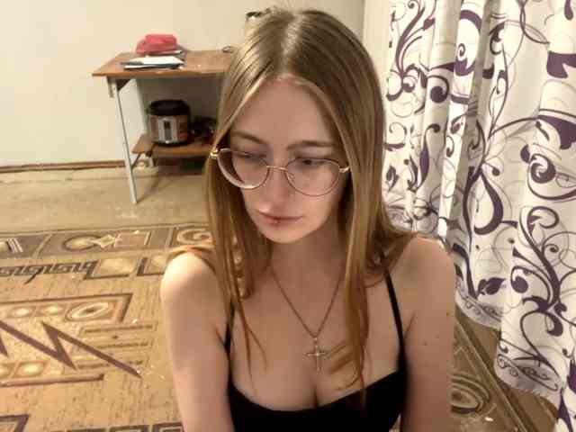 Model: VelvetCash