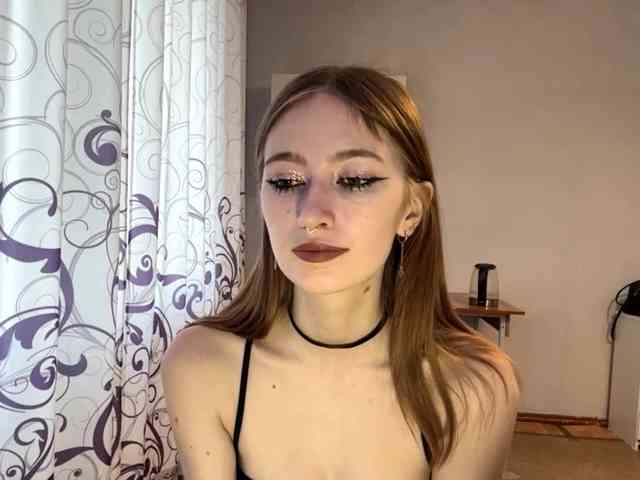 VelvetCash webcam