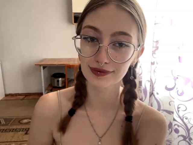 VelvetCash webcam