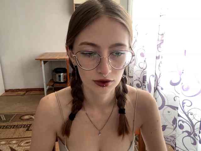 VelvetCash webcam