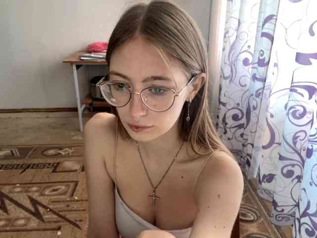 VelvetCash webcam