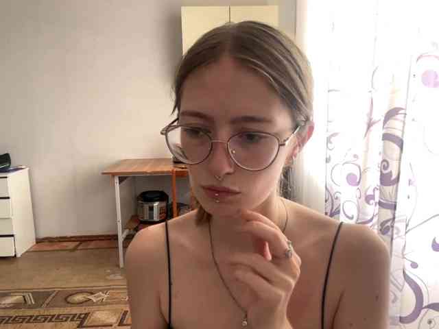 VelvetCash webcam