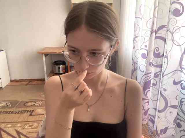 VelvetCash webcam
