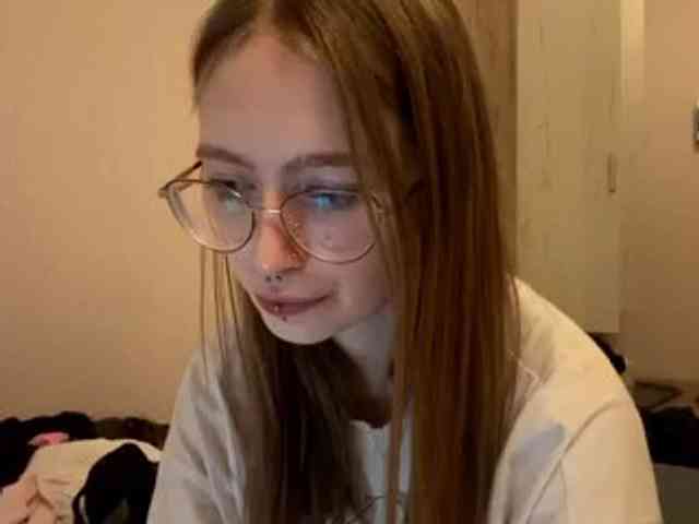VelvetCash webcam