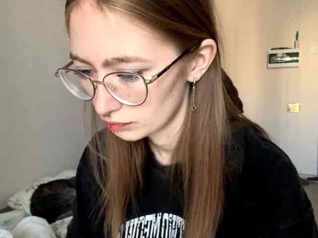 VelvetCash webcam