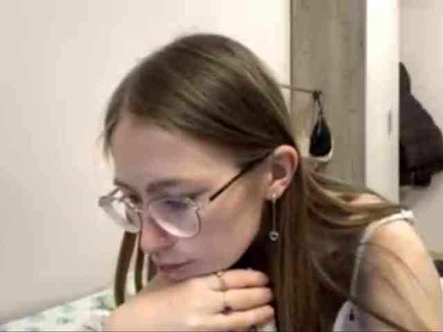VelvetCash webcam