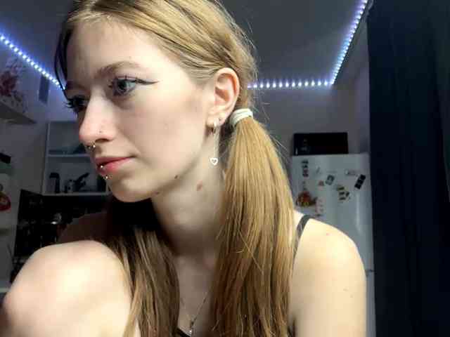 VelvetCash webcam
