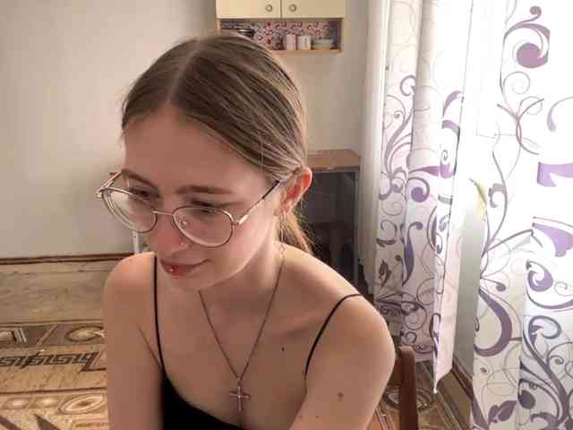 Model: VelvetCash
