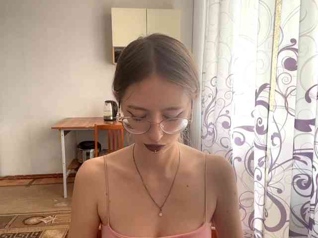 VelvetCash webcam