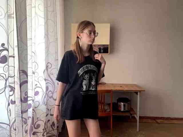 Model: VelvetCash
