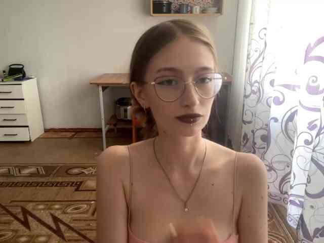 Model: VelvetCash