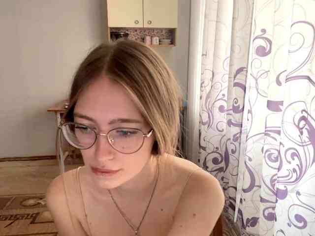 VelvetCash webcam