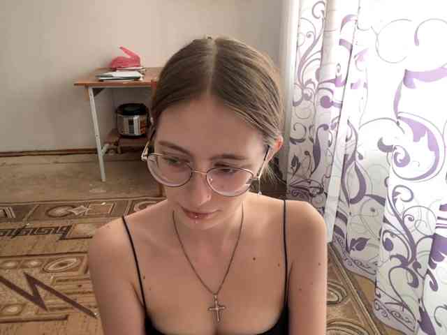 VelvetCash webcam