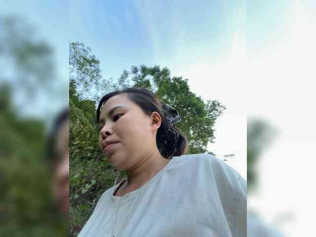 Lilybelle-88 webcam