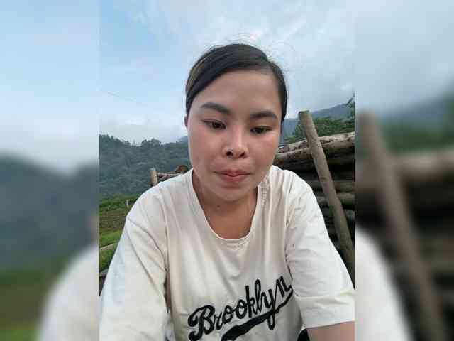 Lilybelle-88 webcam