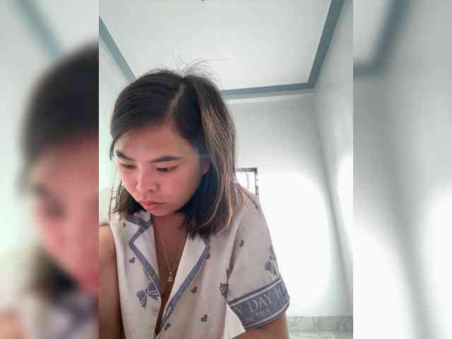 Lilybelle-88 webcam