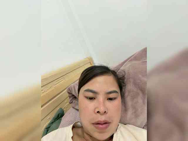 Lilybelle-88 webcam