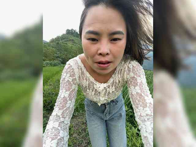 Lilybelle-88 webcam