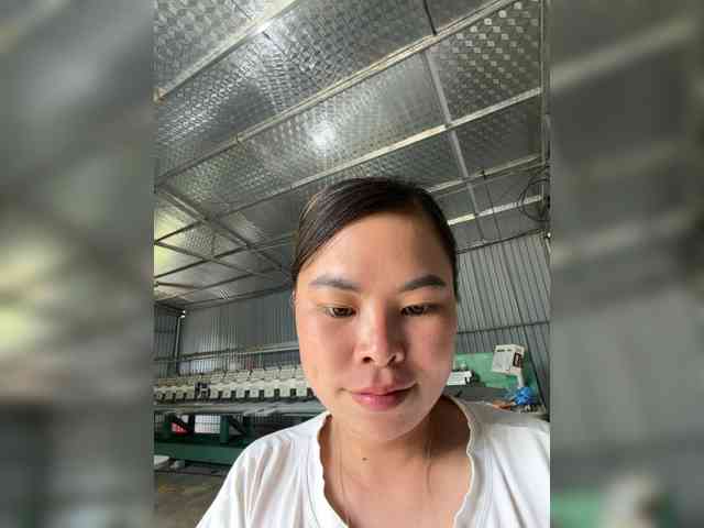 Lilybelle-88 webcam
