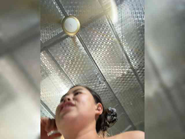 Lilybelle-88 webcam