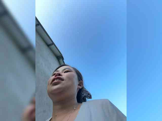 Lilybelle-88 webcam